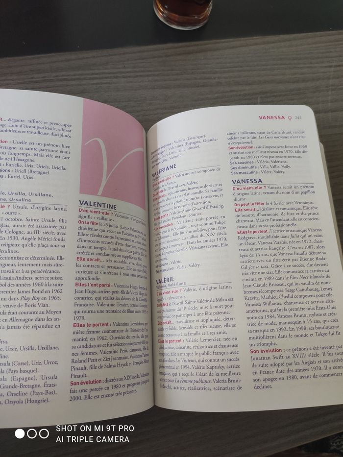 Livre prénoms - photo numéro 2