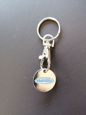 Porte clef collector Laboratoires Vitarmonyl neuf sous blister