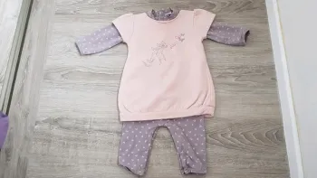 Ensemble 2 pièces en taille 6 mois