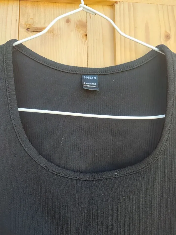 Crop top - photo numéro 4