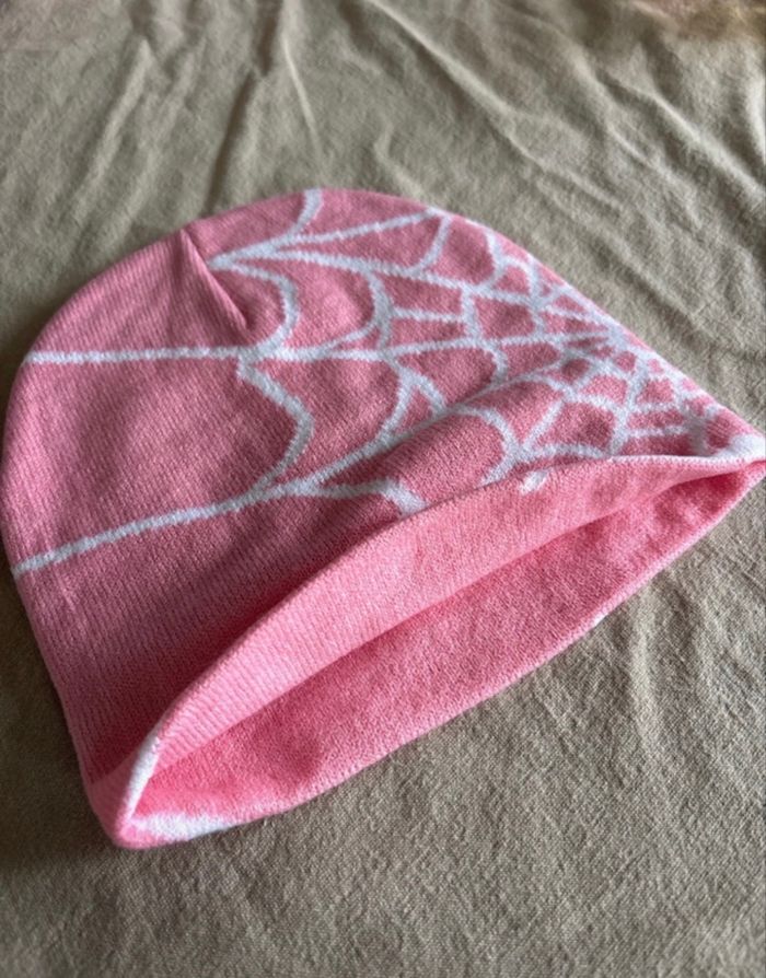 Bonnet en toile d’araignée - photo numéro 3