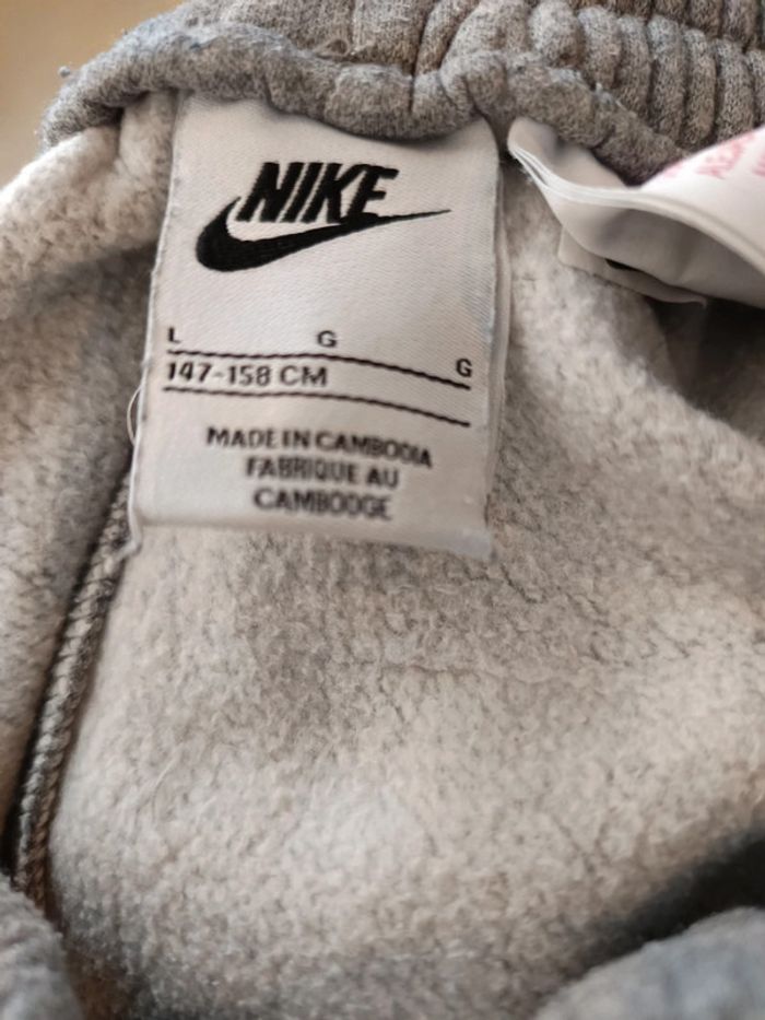 Jogging Nike gris - photo numéro 3