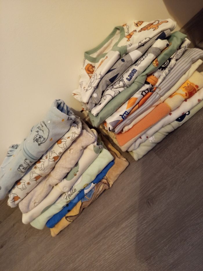 Lot vetement 6 mois - photo numéro 2