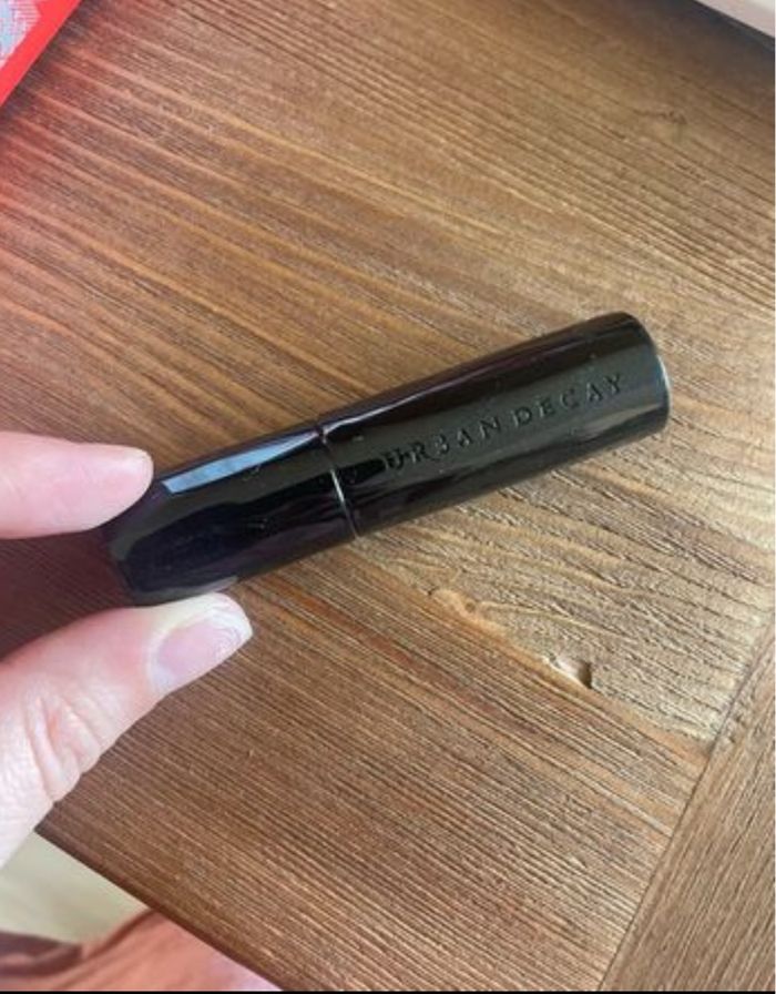 Rouge à lèvre urban decay matte bittersweet