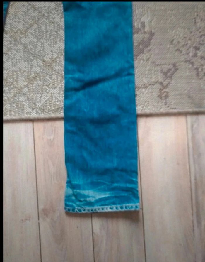 Jeans neuf en taille 38 de chez rwd. - photo numéro 3
