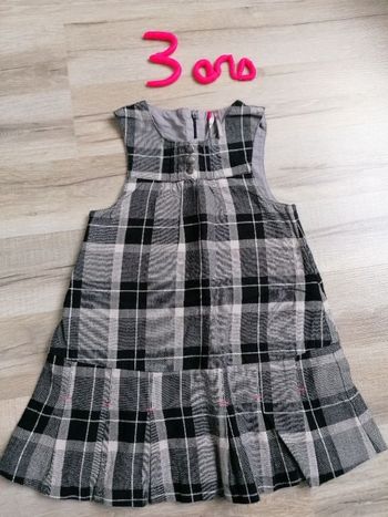 Robe 3 ans
