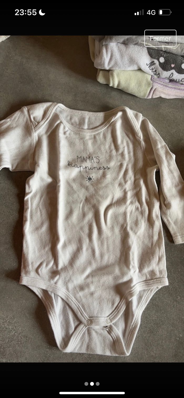 Lot bodies 18 mois - photo numéro 2