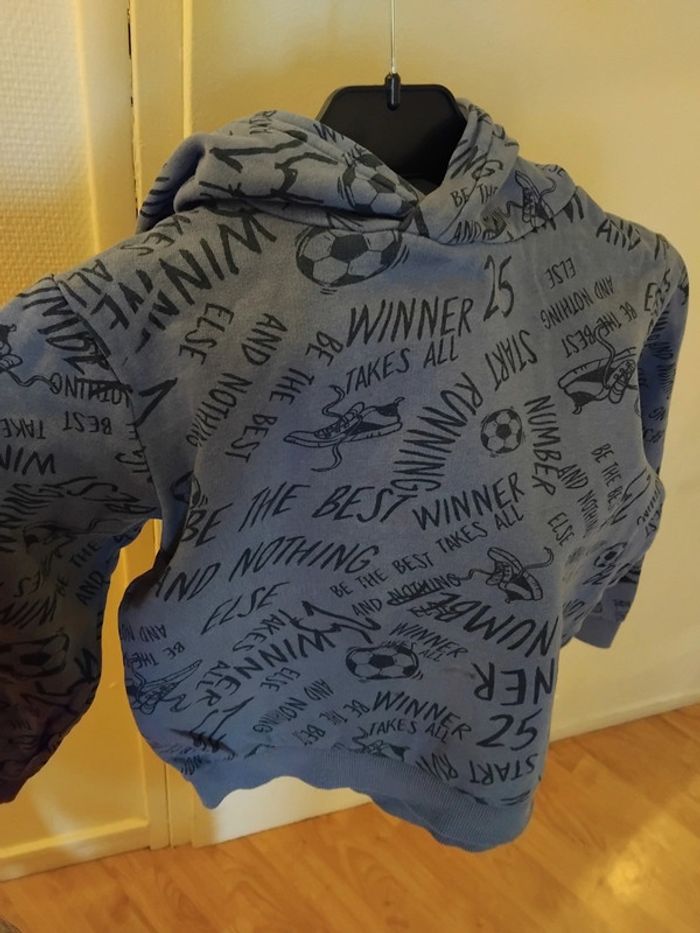 Sweet à capuche garçon 8ans - photo numéro 6