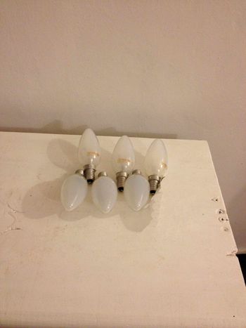 Lot de 6 anciennes ampoules petit culot à visser ovales opaques