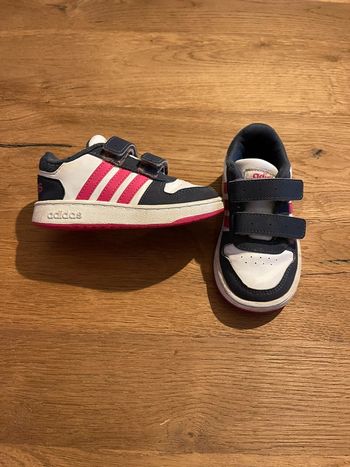 Basket adidas a scratch 23