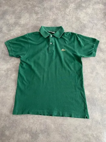 Polo Lacoste devançât vert