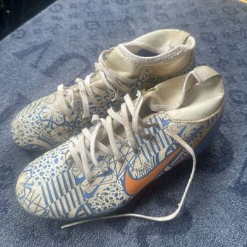 Crampons