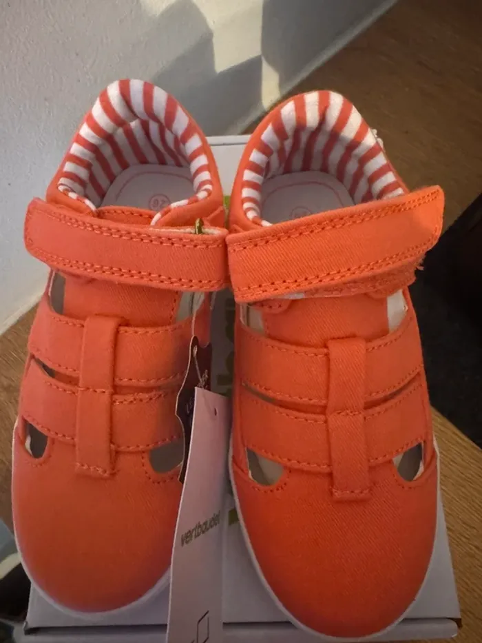 Sandales fille neuves Vertbaudet pointure 26