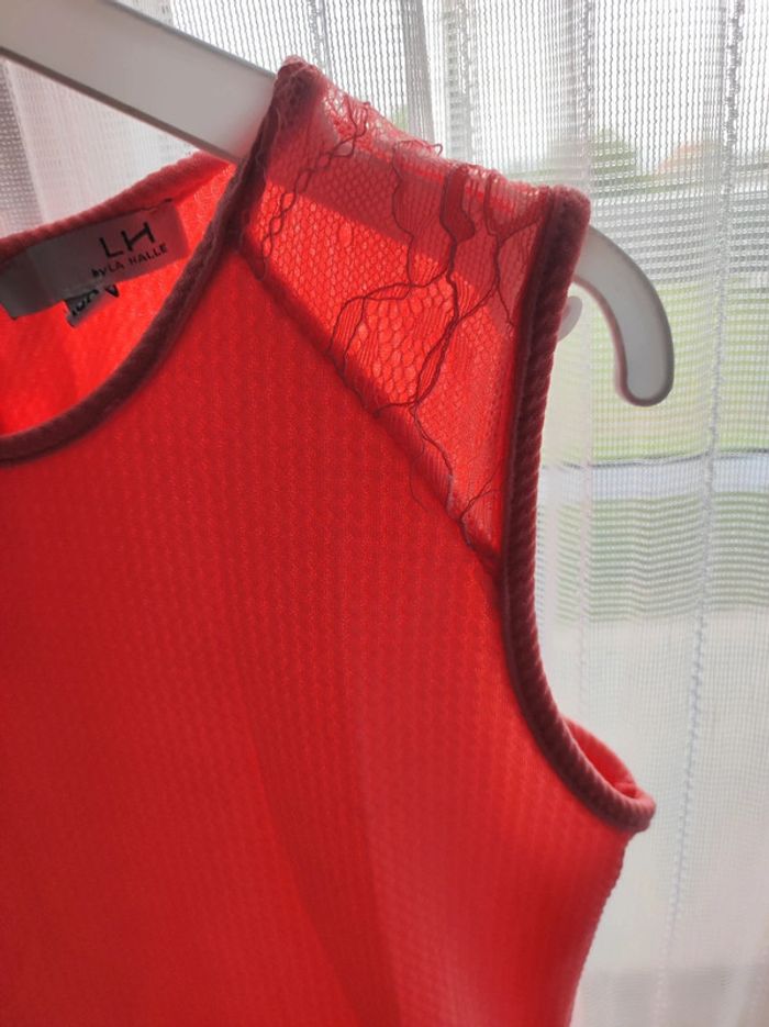 Très belle robe corail - photo numéro 2