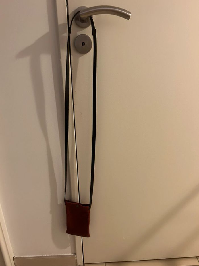 Étui en cuir lunettes ou portable - photo numéro 3