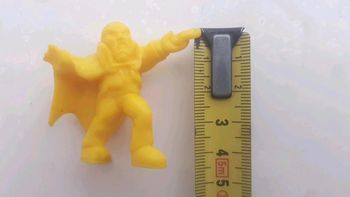 Figurine vintage monstre in my pocket