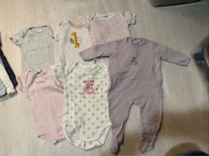 Lot 6 mois - photo numéro 3