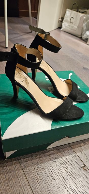 Escarpins noirs - Taille 39