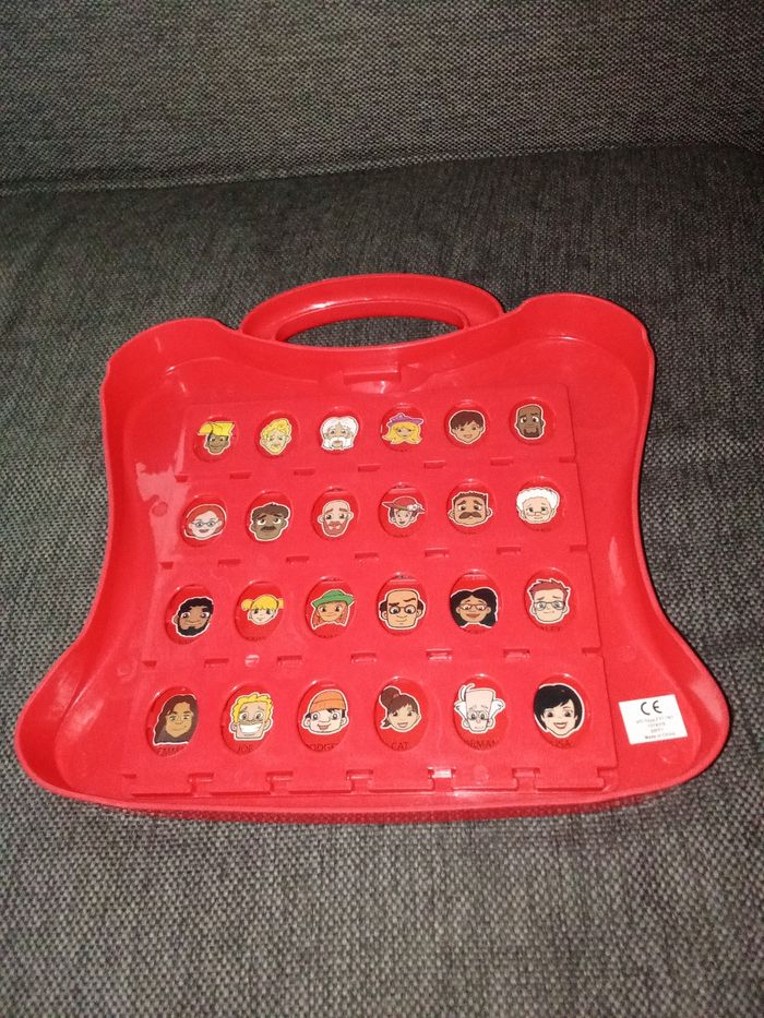 Jeu Who's Who/ Qui Est-Ce ? - photo numéro 7