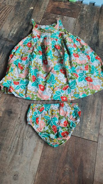 Ensemble 23 mois en très bon état