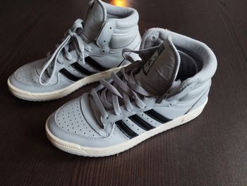 Baskets adidas