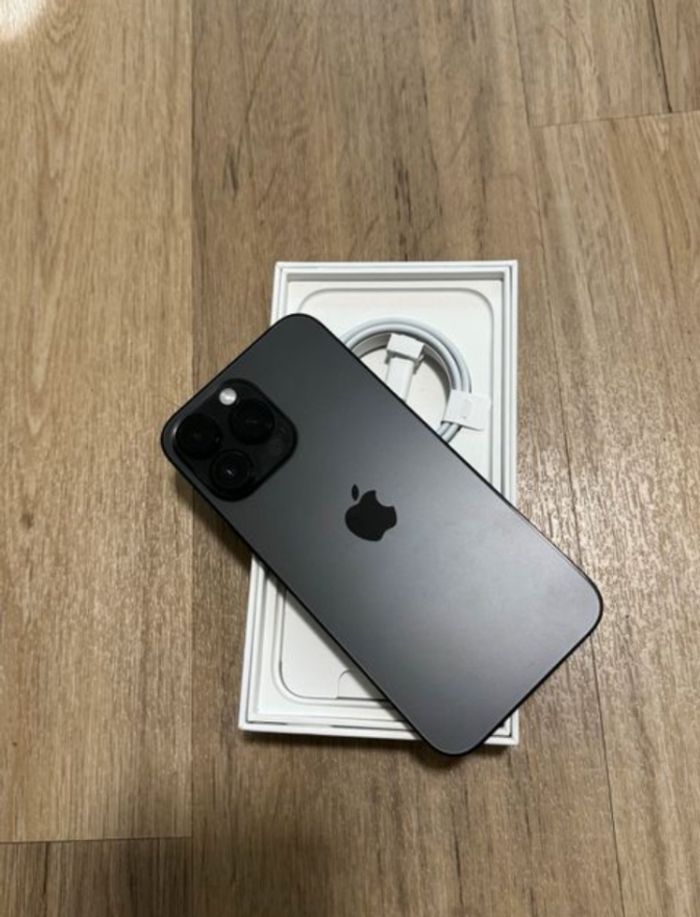 Iphone 14 Pro Max - photo numéro 2