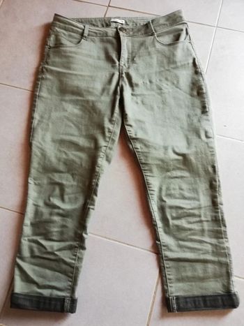 Pantacourt vert kaki 38