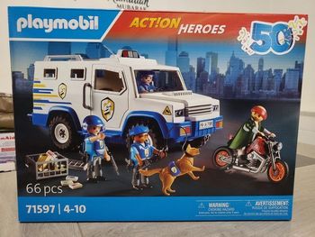 Playmobil 71597 - Fourgon blindé avec convoyeurs de fonds.