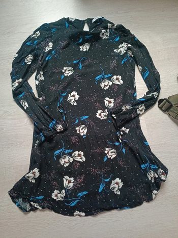 Robe noire fleurs mango S