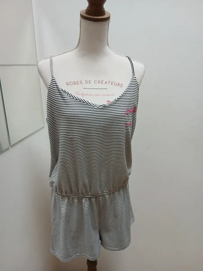 Combishort rayé noir et blanc Ardene taille XL