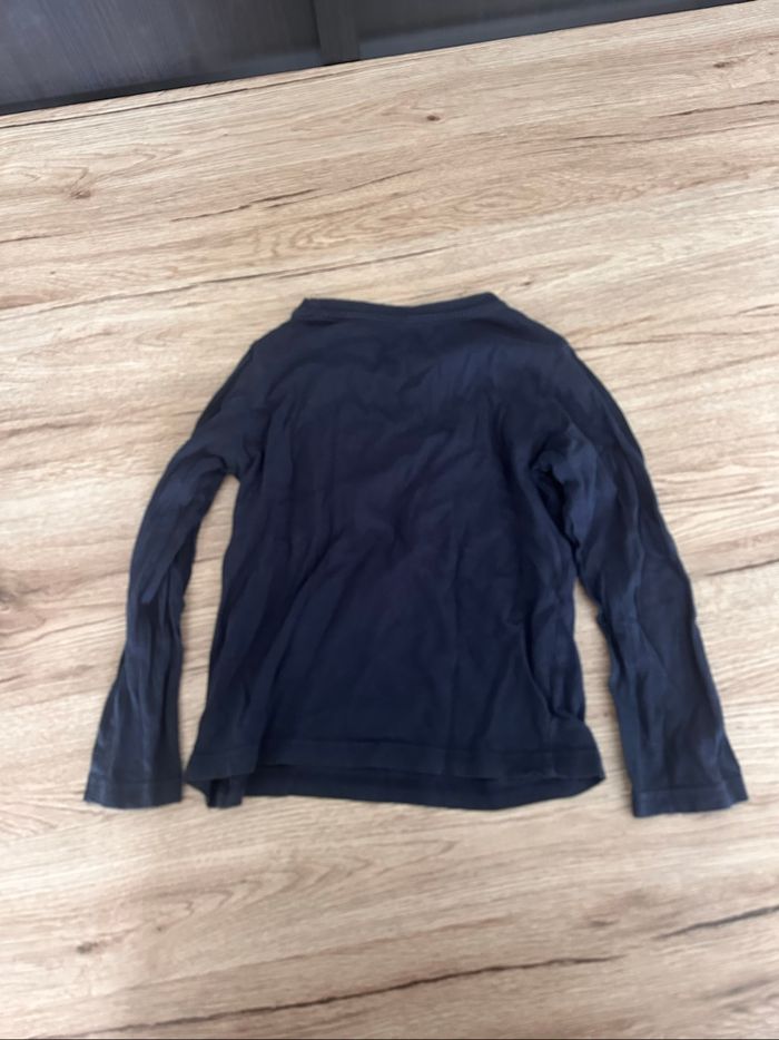 Tee-shirt 6 ans idéal automne tbe envoi rapide - photo numéro 3