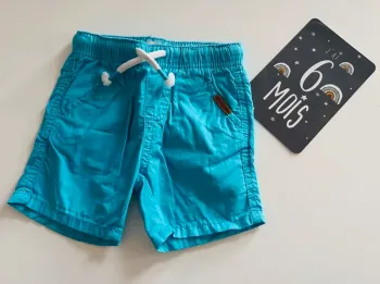 Short bleu pour garçons