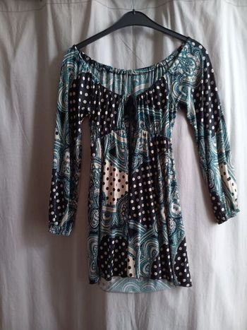 Joli haut femme 36/38 très bon état