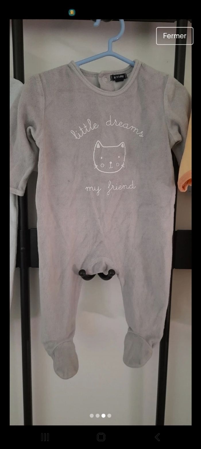 Lot de 3 pyjamas taille 6 Mois - photo numéro 3
