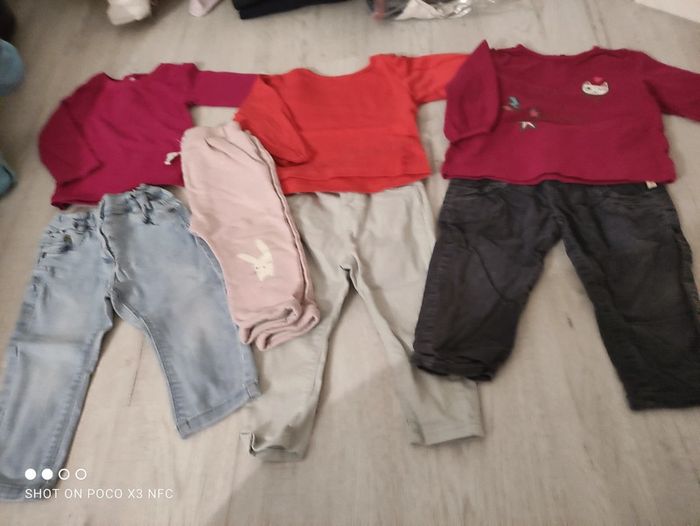 Lot pantalon et maillot manches longues