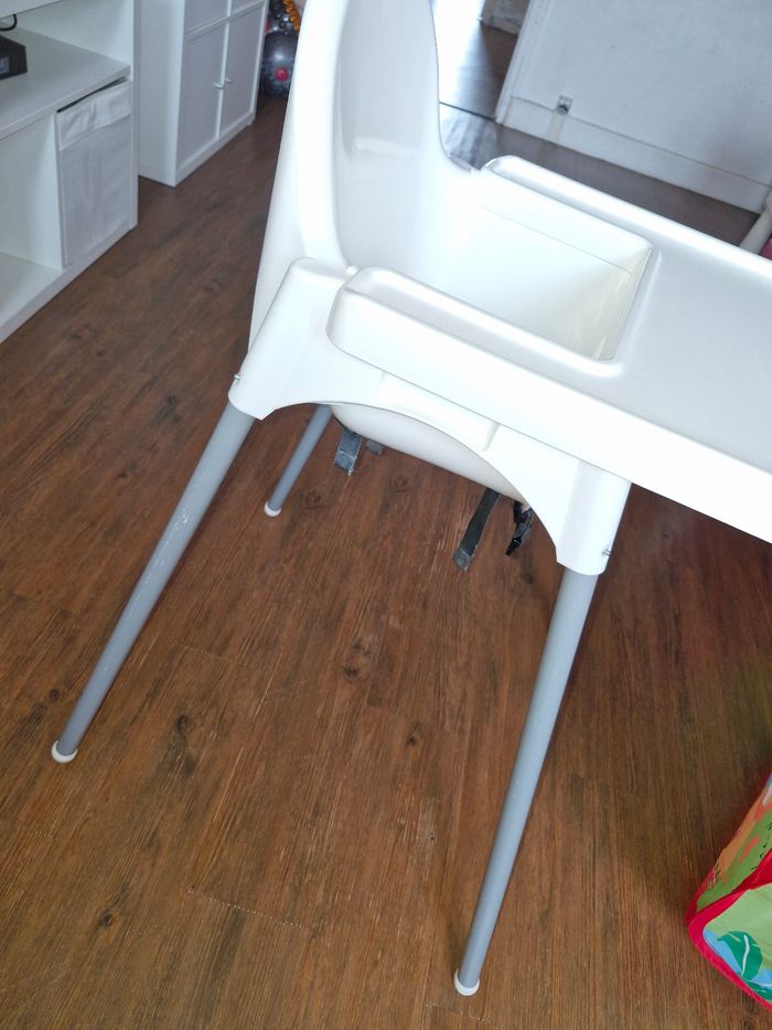 Chaise haute - photo numéro 3