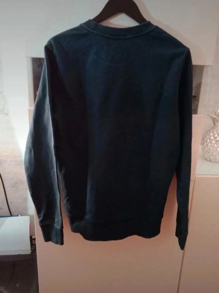 Pull Calvin Klein taille S - photo numéro 3