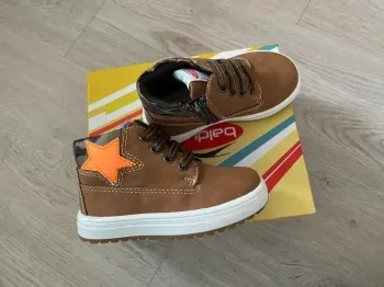 Chaussures montantes bottines Balducci pointure 22 neuves