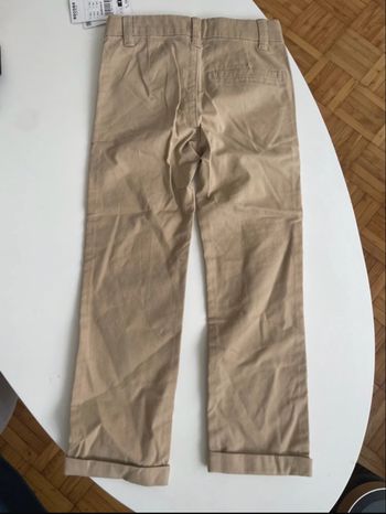 Pantalon neuf moutarde taille 6 ans Gemo