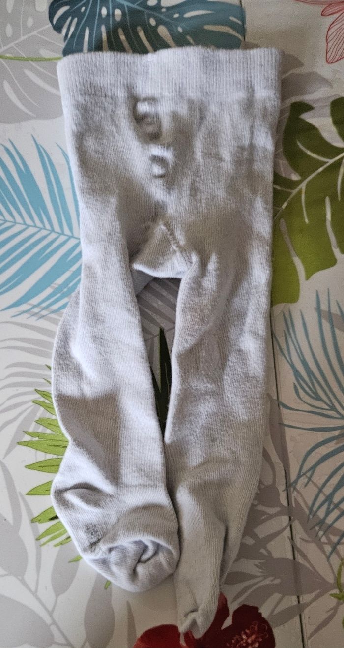 Lot vêtements 6 mois filles - photo numéro 3