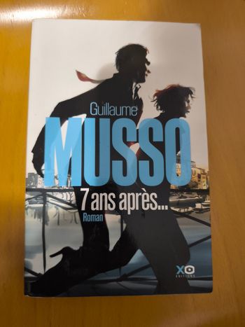 Livre guillaume Musso 7ans après