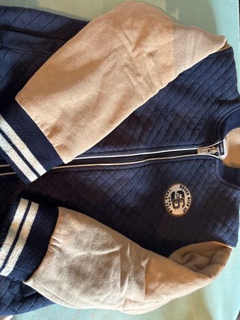 Vends Teddy okaidi 8 ans très bon état 