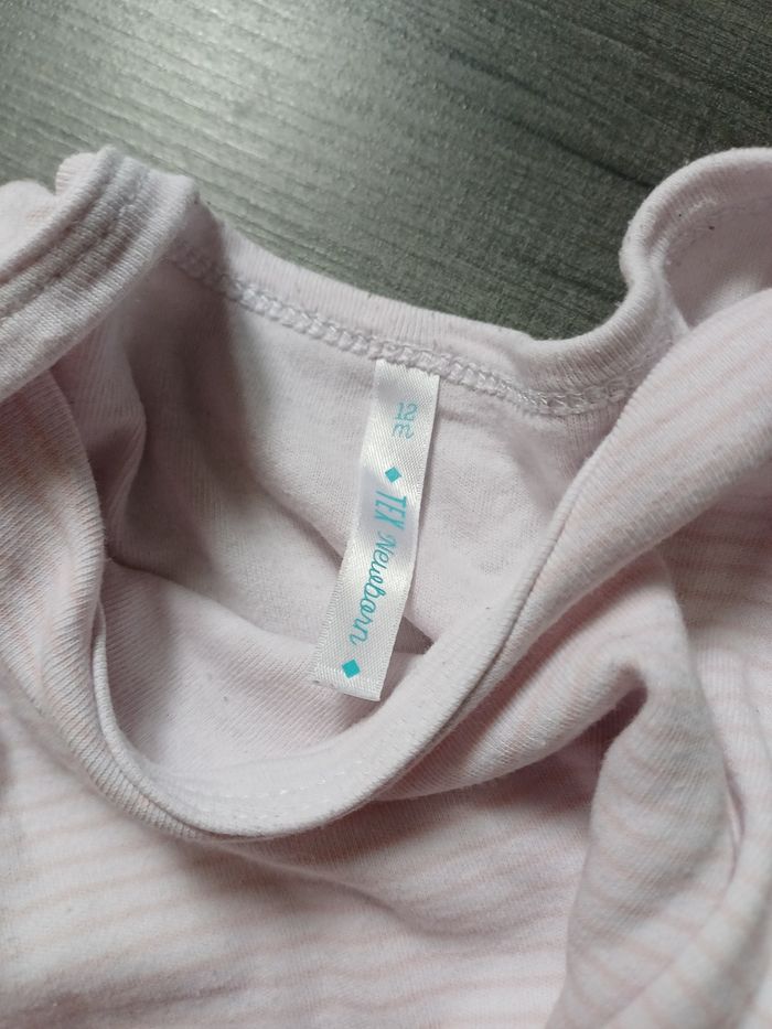 3 bodies manches longues 12 mois - photo numéro 3