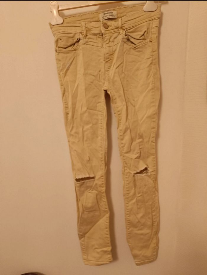 Pantalon Beige Coupe Droite Stradivarius – Taille 36