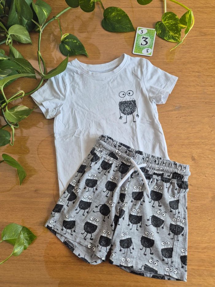 Pyjama ou ensemble 3 ans