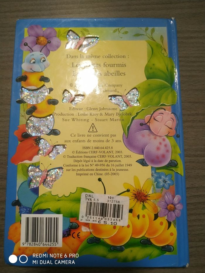 Livre à toucher les p'tites chenilles - photo numéro 2