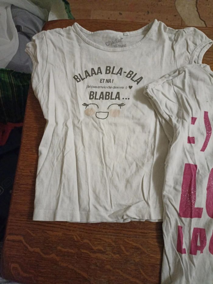 2 T-shirts - photo numéro 2