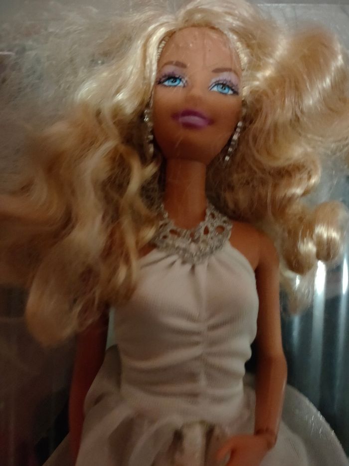 Barbie mariee - photo numéro 2