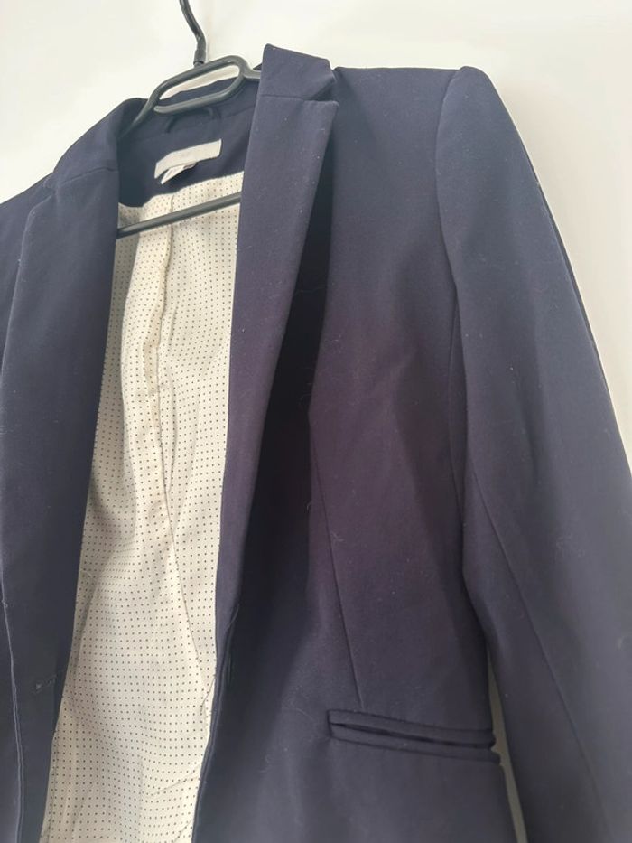 Blazer bleu marine cintré – Taille 36 – Très bon état - photo numéro 2
