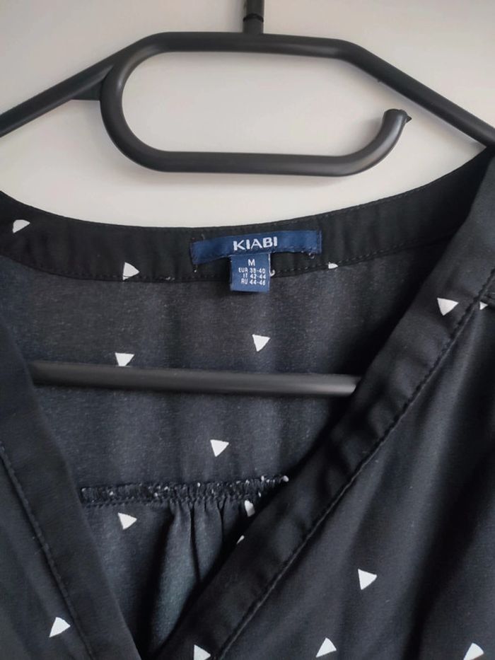 Blouse noire triangle blanc - photo numéro 2